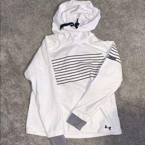 Under Armour Sweatshirt